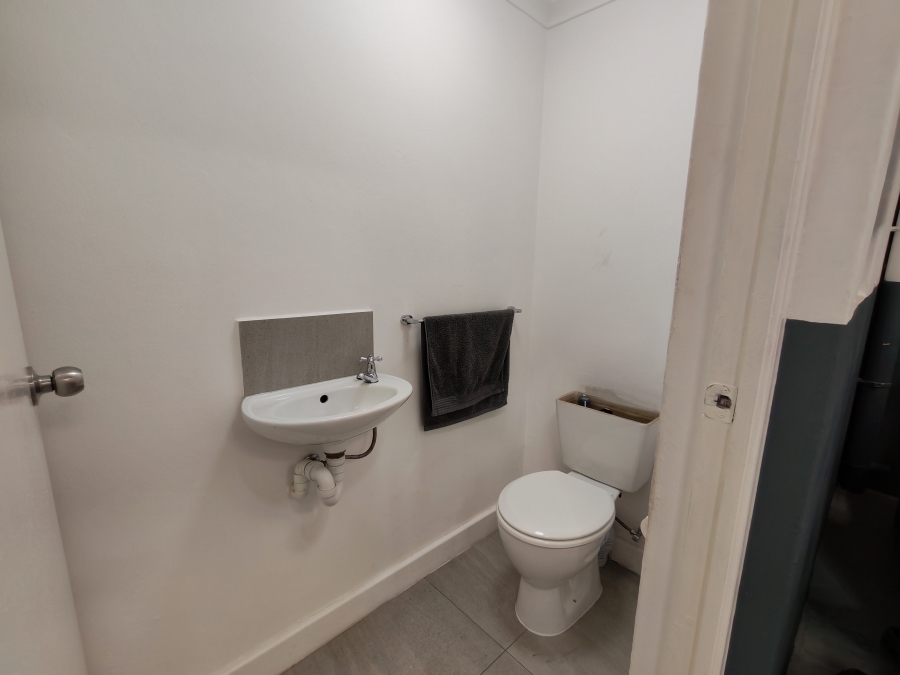 To Let commercial Property for Rent in Asla Park Western Cape